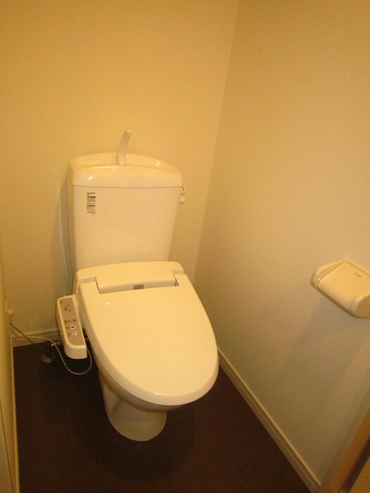 物件内観写真14　(トイレ)