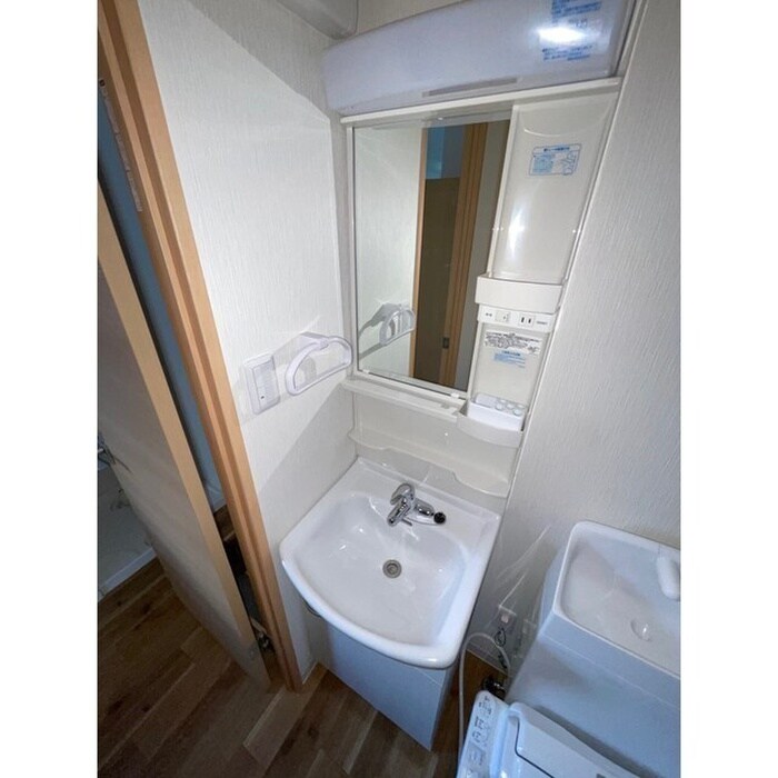 物件内観写真12　(洗面)