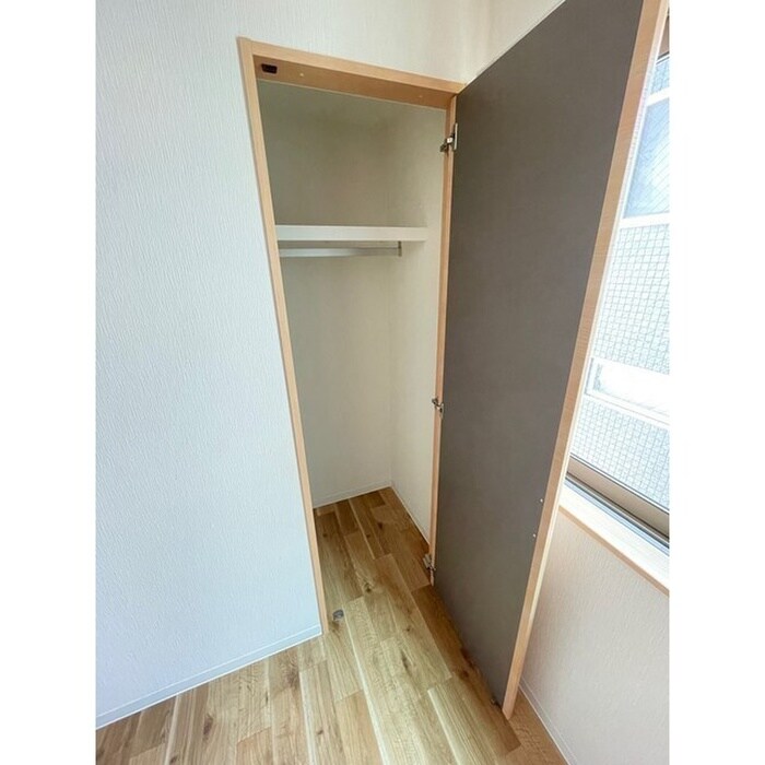 物件内観写真13　(収納)