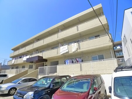 ルアーナ勝田台外観写真