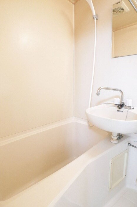 物件内観写真12　(バス／シャワールーム等)