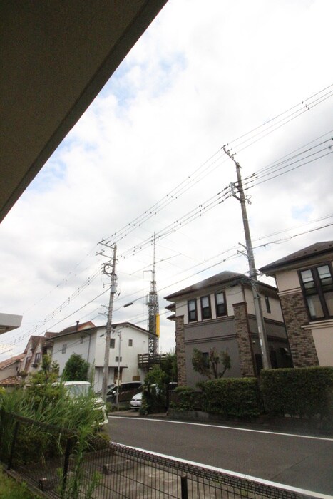 物件内観写真15　(室内からの展望)