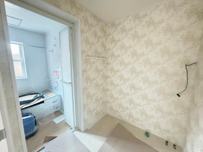 物件内観写真12　(洗面)