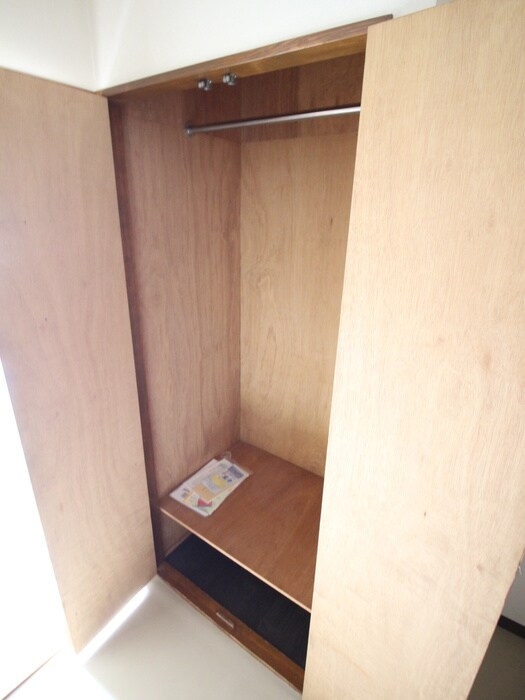 物件内観写真10　(収納)