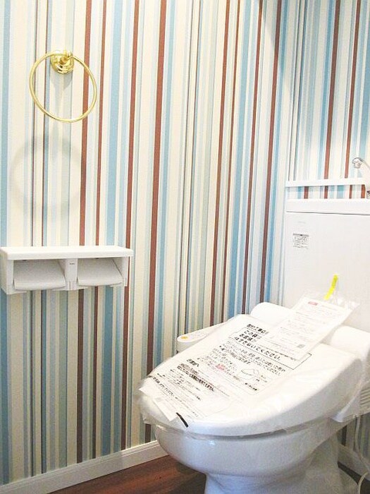 物件内観写真15　(トイレ)