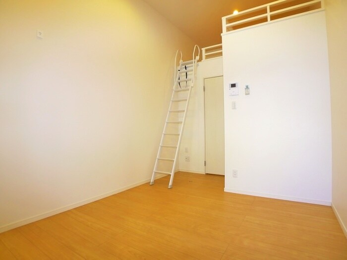 物件内観写真8　(居室)