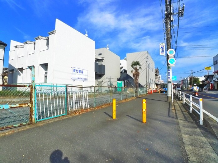 物件外観写真3　(周辺環境)