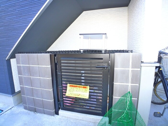 物件外観写真5　(建物設備)