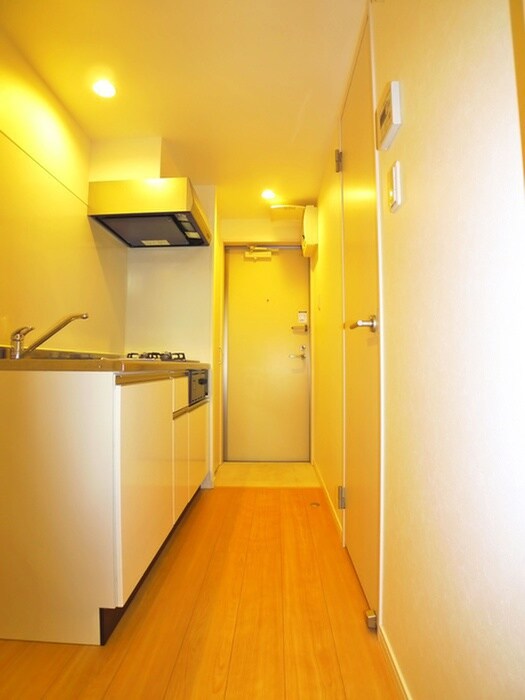 物件内観写真10　(廊下)