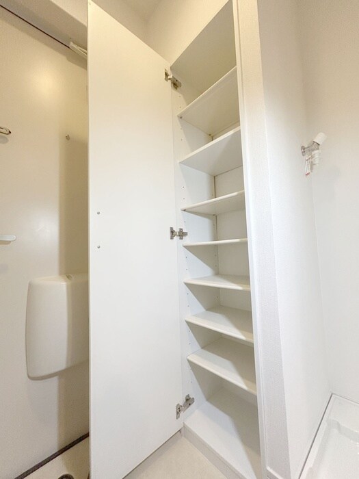 物件内観写真21　(収納)