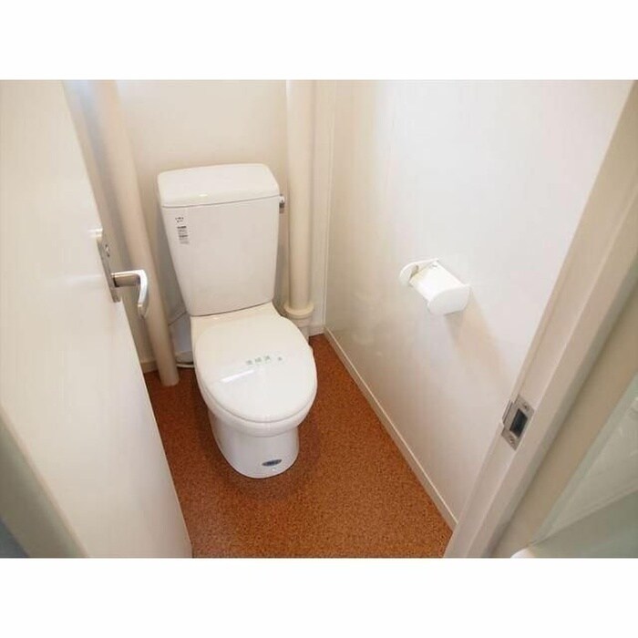 物件内観写真10　(トイレ)