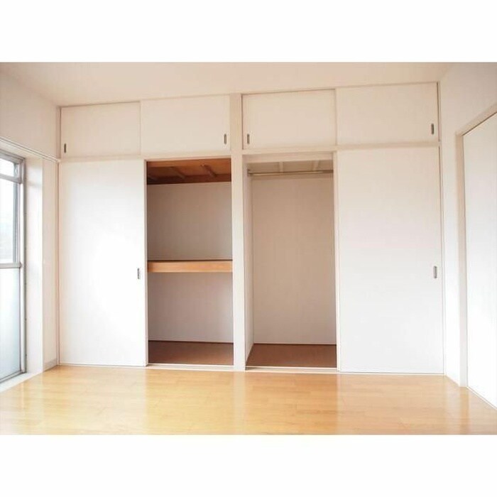 物件内観写真12　(収納)