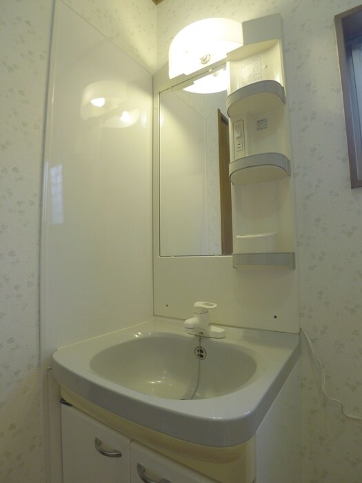 物件内観写真9　(洗面)