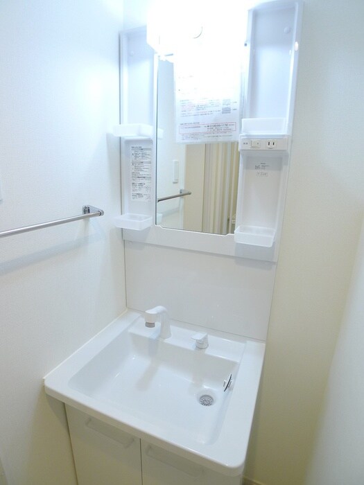 物件内観写真11　(洗面)