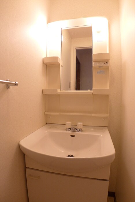 物件内観写真11　(洗面)