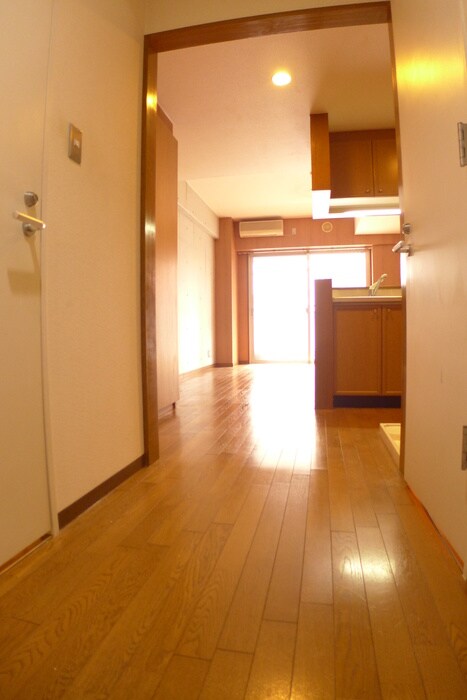 物件内観写真15　(玄関)