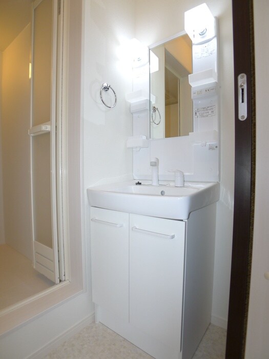 物件内観写真13　(洗面)