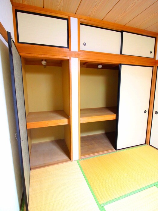 物件内観写真18　(収納)