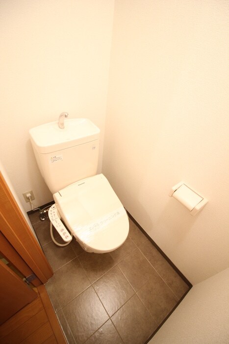 物件内観写真12　(トイレ)