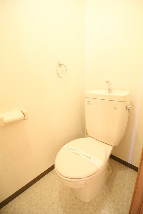 物件内観写真13　(トイレ)