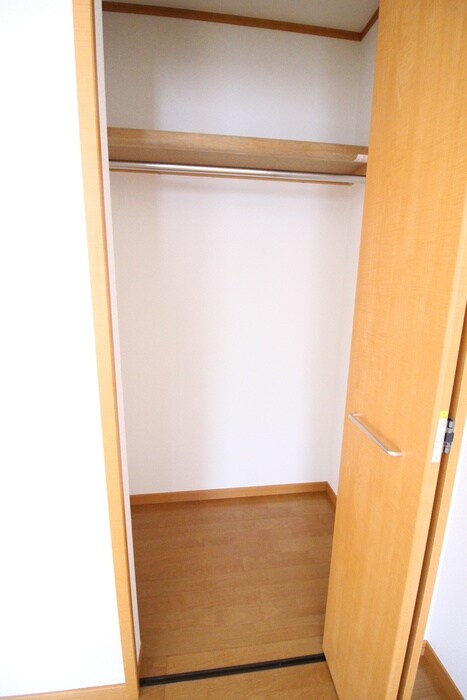 物件内観写真14　(収納)