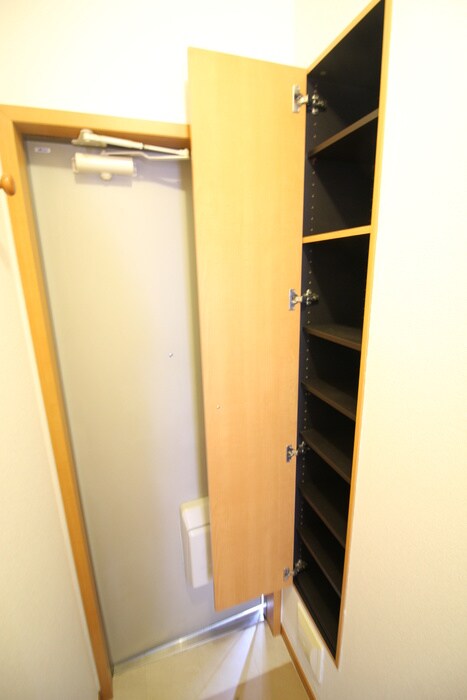 物件内観写真20　(靴箱)