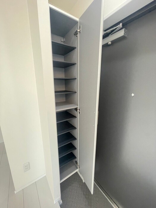 物件内観写真18　(靴箱)