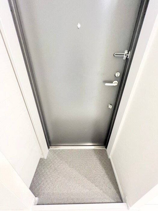 物件内観写真19　(玄関)