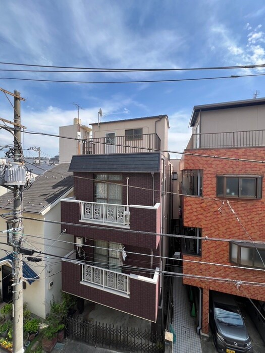 物件内観写真22　(室内からの展望)