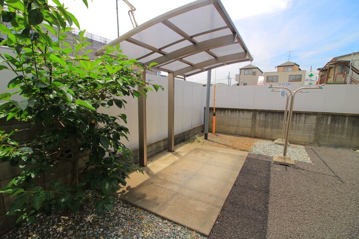 物件外観写真6　(駐輪場)