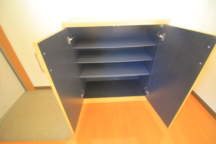 物件内観写真14　(靴箱)