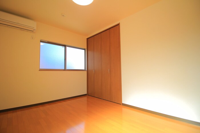 物件内観写真18　(居室)