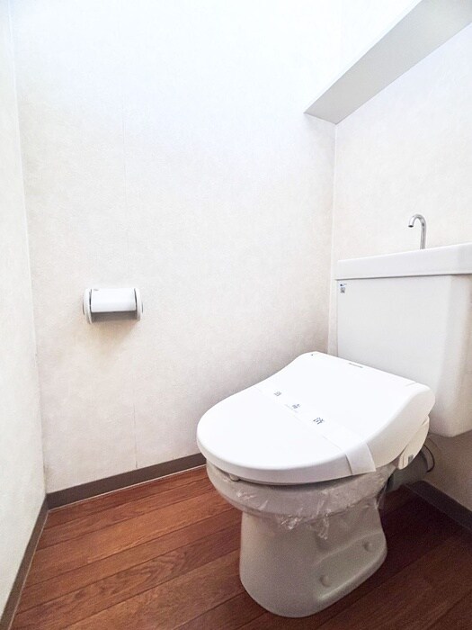 物件内観写真13　(トイレ)