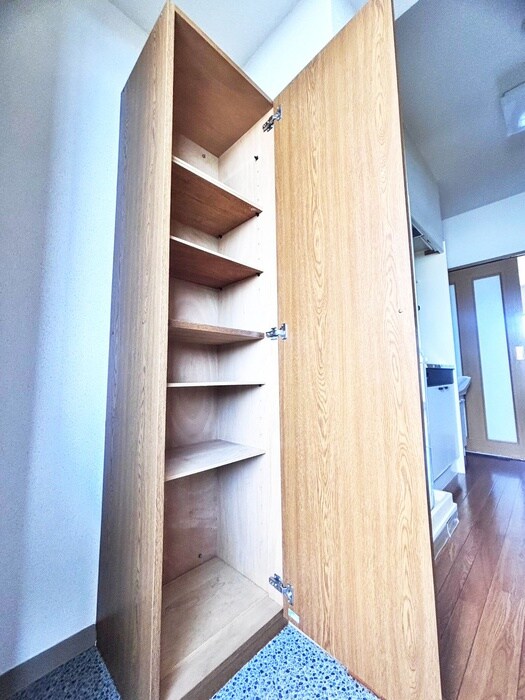 物件内観写真17　(靴箱)