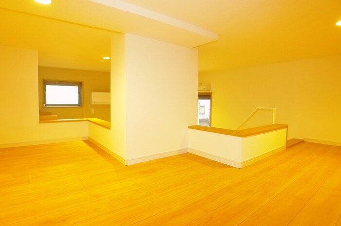 物件内観写真11　(ロフト)