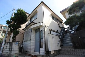 鬼山貸家2外観写真