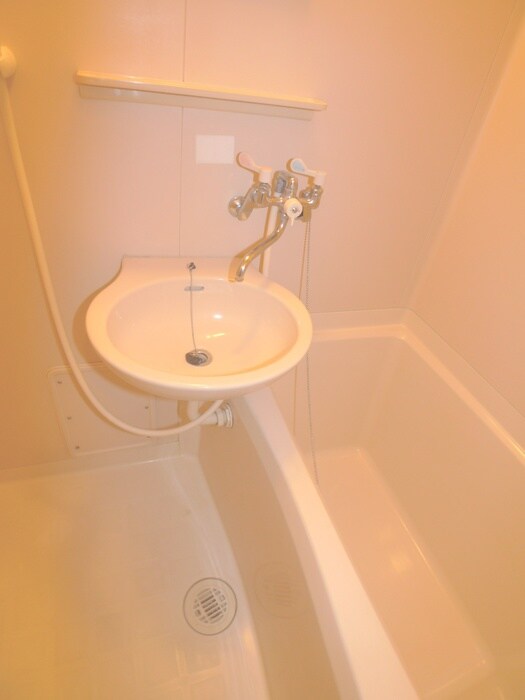 物件内観写真12　(バス／シャワールーム等)