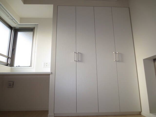 物件内観写真10　(収納)