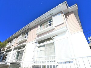 ビュ－ラ－タカハシ外観写真