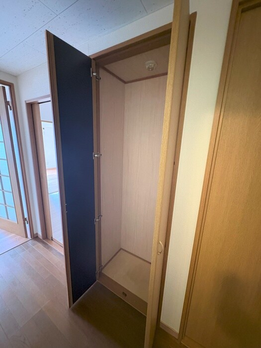 物件内観写真18　(収納)