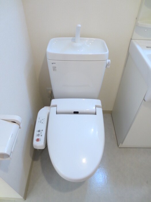 物件内観写真11　(トイレ)