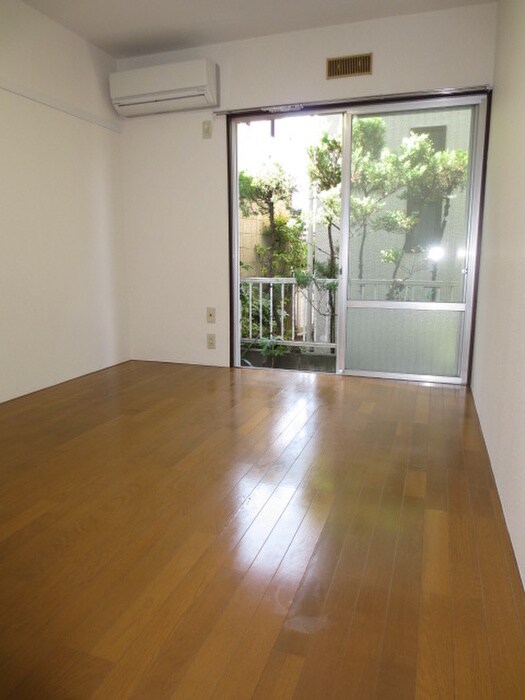 物件内観写真5　(居室)