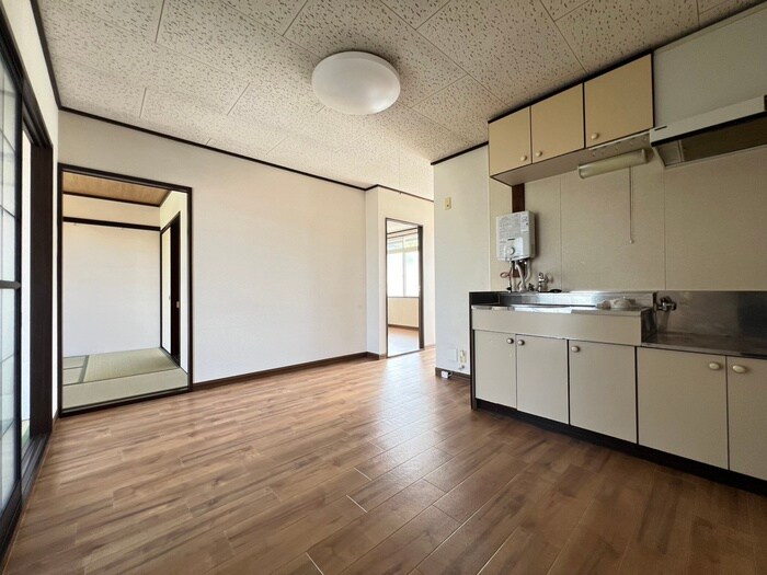 物件内観写真10　(居室)