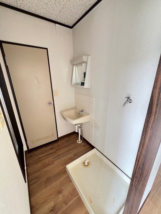 物件内観写真13　(洗面)