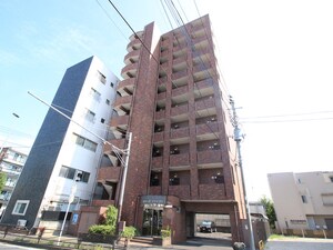 セシーズイシイ２０外観写真