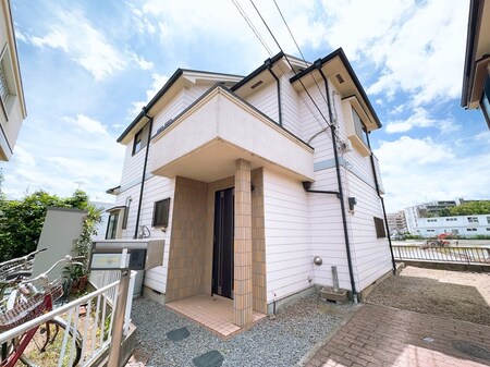 四谷戸建て外観写真