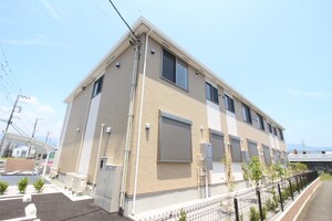 クレサンテーム外観写真