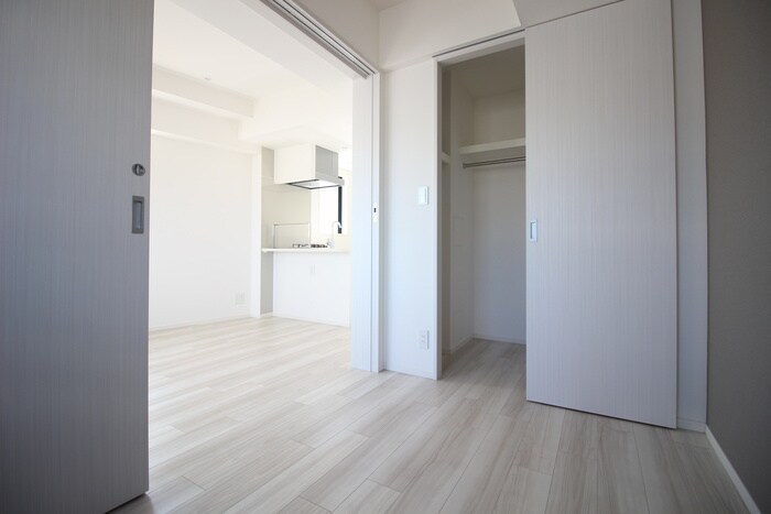 物件内観写真9　(居室)