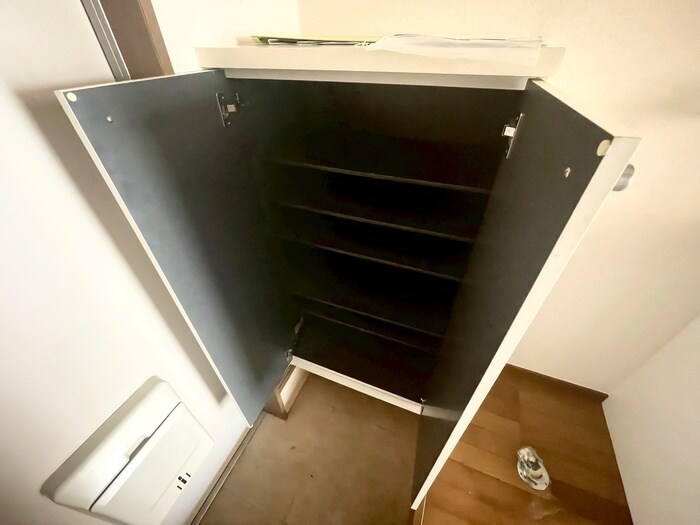 物件内観写真16　(靴箱)