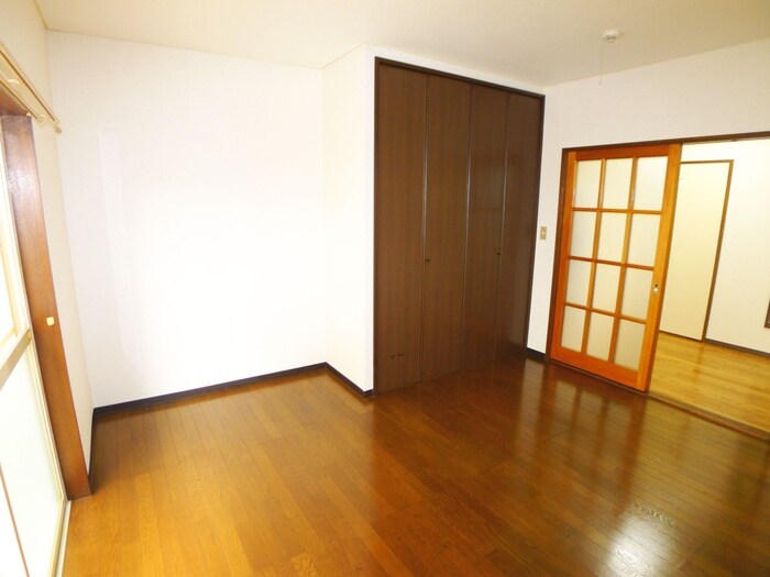 物件内観写真13　(居室)